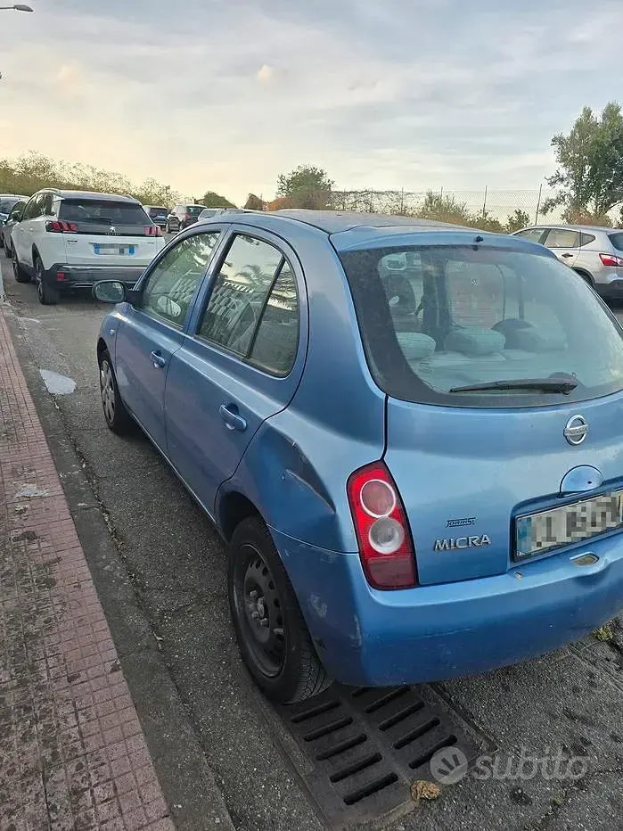 Usata Nissan Micra 75 CV (55 kW) 2004 Bluazzurro Utilitaria