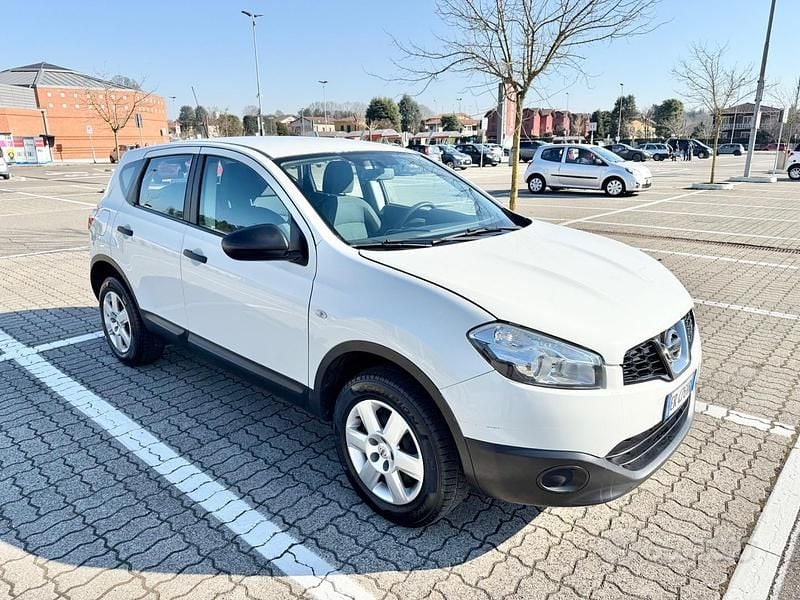 Usata Nissan Qashqai Tekna 110 CV (80 kW) 2013 Bianco SUV