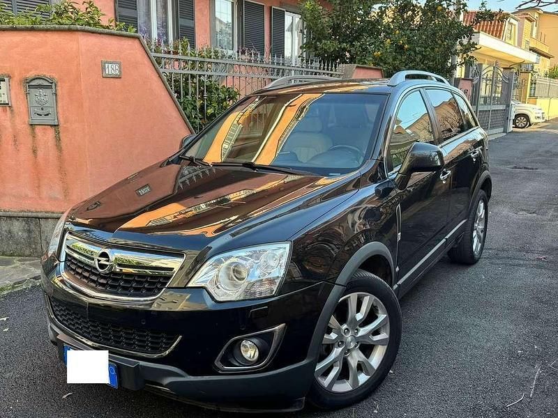 Nero Usata 2012 Opel Antara Cosmo SUV | 8000 € (Cara) - Immagine 1/4