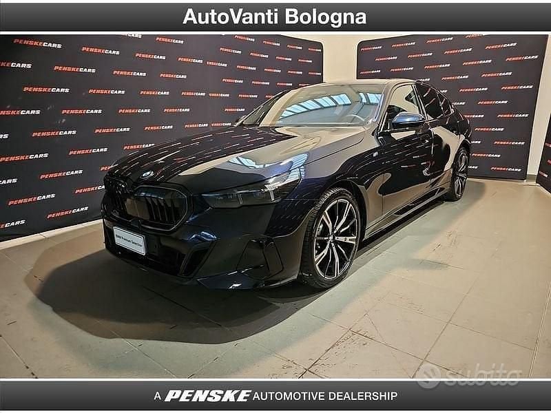 Usata BMW 520 M Sport 197 CV (144 kW) 2025 Nero Berlina
