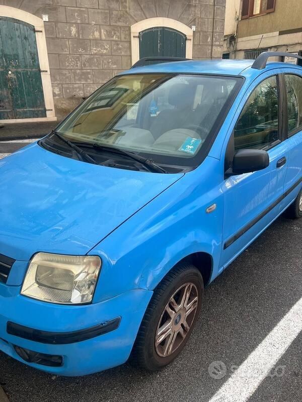 Blu Usata 2004 Fiat Panda Due volumi | 3500 € (Buon prezzo) - Immagine 1/4