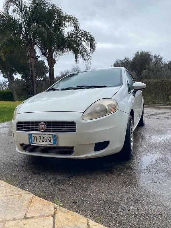 Usata Fiat Grande Punto 65 CV (47 kW) 2009 Utilitaria