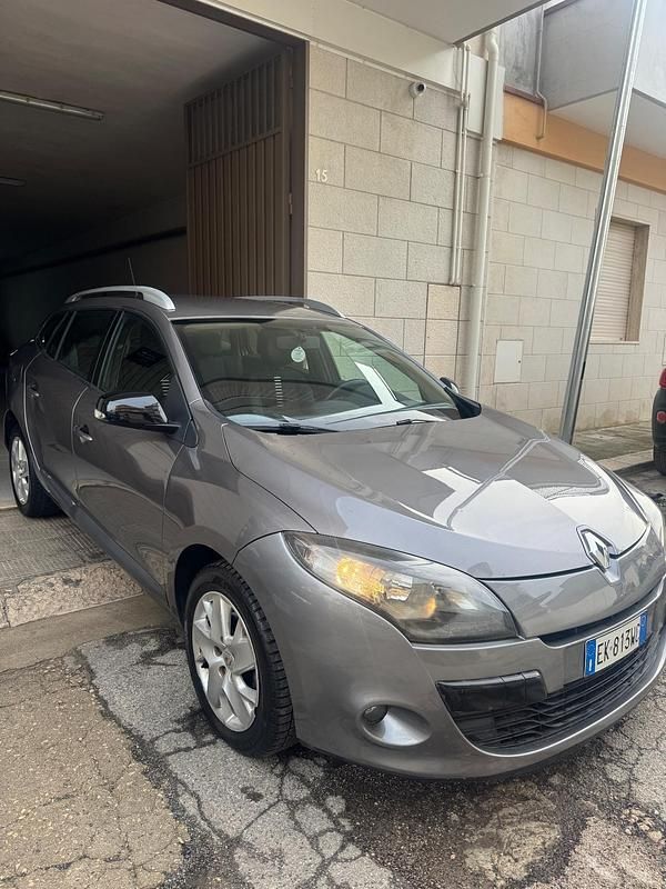 Usata Renault Mégane GT Line GT-Line 110 CV (80 kW) 2012 Grigio Station wagon