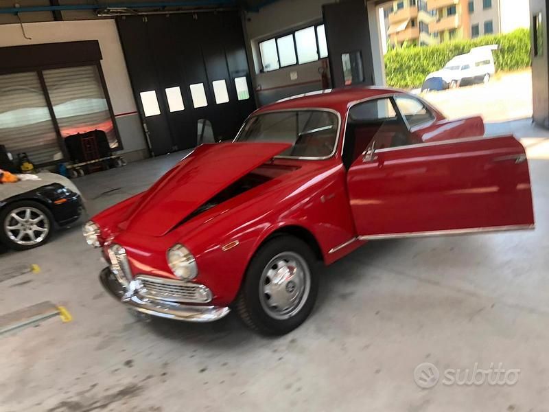 Rosso Usata 1960 Alfa Romeo Giulietta Sprint Coupé | 37.000 € - Immagine 1/4