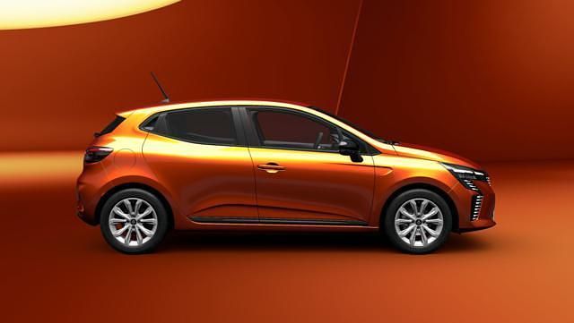 Nuova Renault Clio V 100 CV (73 kW) 2025 Arancione