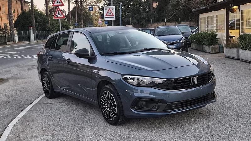 Usata Fiat Tipo 130 CV (95 kW) 2023 Verde Station wagon