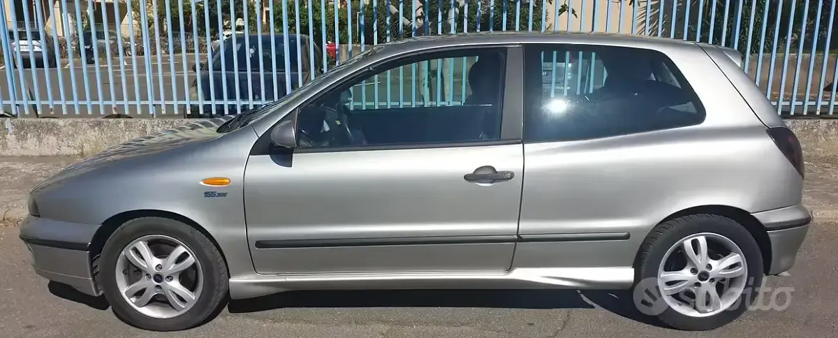 Usata Fiat Bravo 154 CV (113 kW) 2000 Grigio Utilitaria
