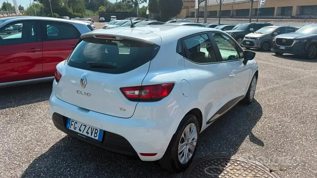 Usata Renault Clio IV Intens 90 CV (66 kW) 2016 Bianco Berlina