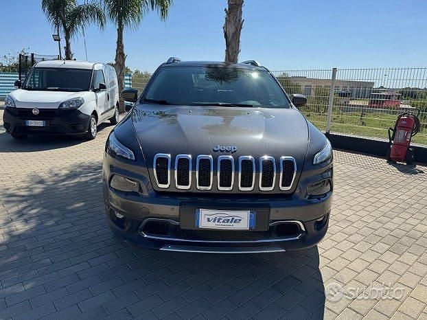 Usata Jeep Cherokee Limited 200 CV (147 kW) 2018 Grigio SUV