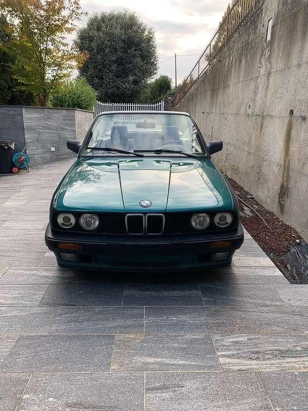 Usata BMW 318 Cabriolet 113 CV (83 kW) 1992 Verde Cabrio