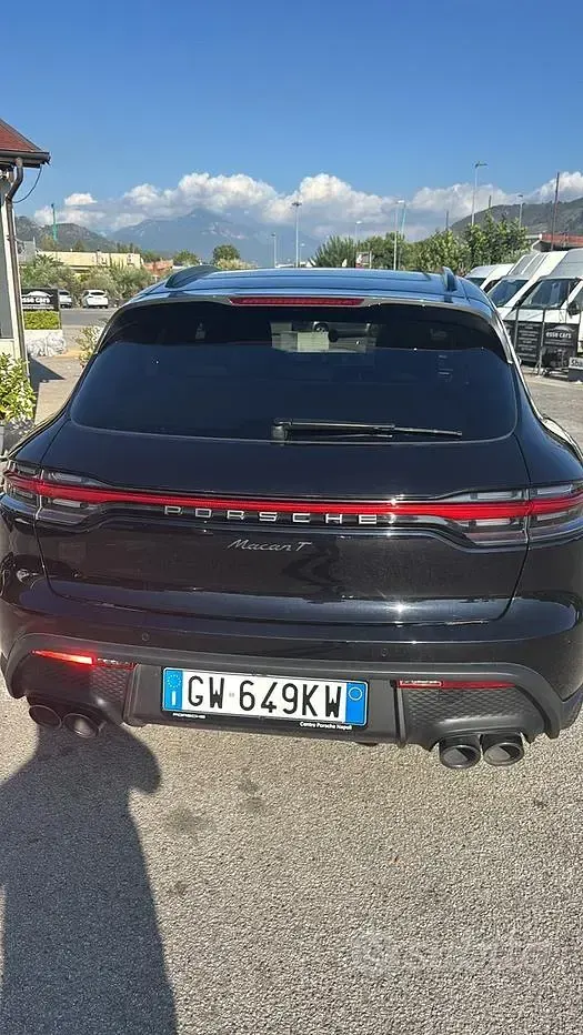Usata Porsche Macan T 265 CV (194 kW) 2023 Nero SUV