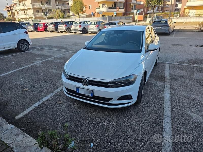 Usata VW Polo Comfortline 95 CV (69 kW) 2019 Bianco Utilitaria