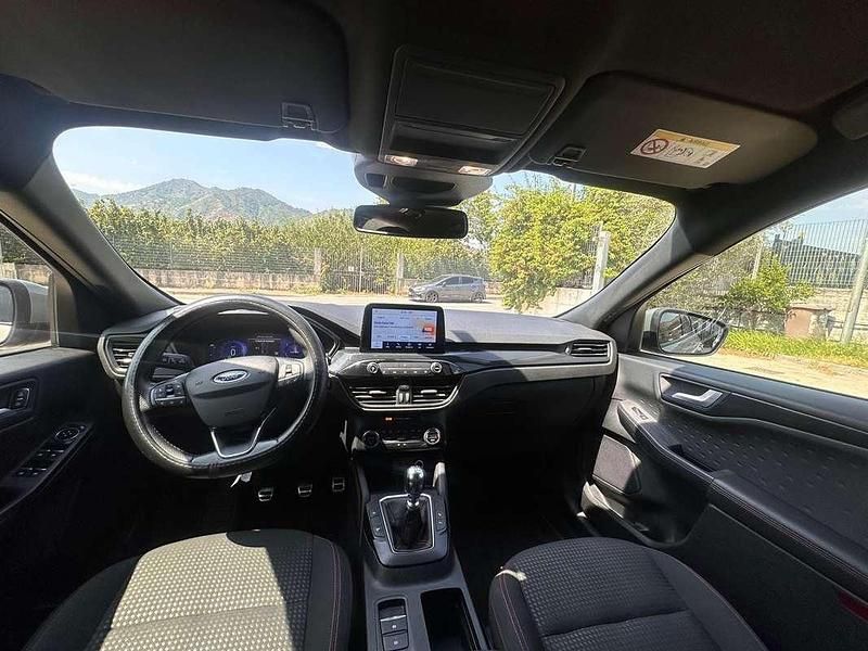 Usata Ford Kuga ST-Line 120 CV (88 kW) 2021 Grigio SUV