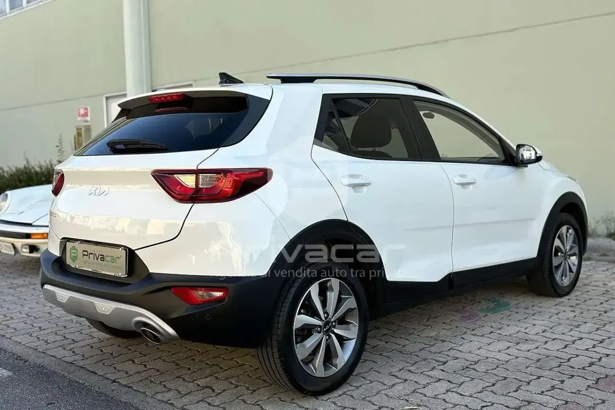 Usata Kia Stonic Style 79 CV (58 kW) 2025 Bianco SUV