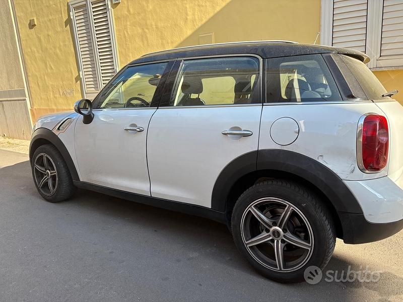 Usata Mini Cooper Countryman 2012 SUV