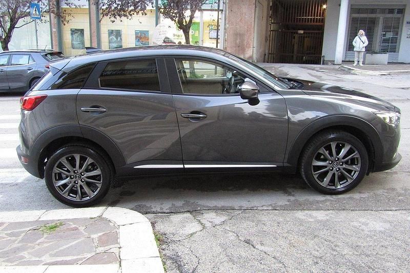Usata Mazda CX-3 Edition 105 CV (77 kW) 2017 Grigio SUV