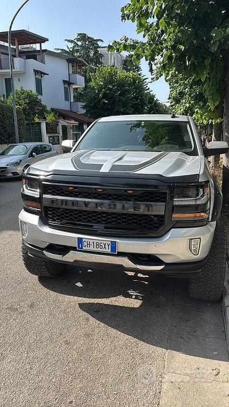 Usata Chevrolet Silverado 2003 Grigio Cabrio