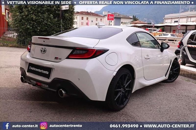 Usata Toyota GR86 Premium 234 CV (172 kW) 2023 Bianco Coupé