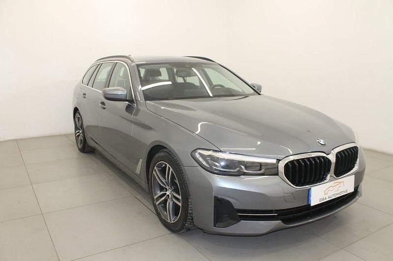 Usata BMW 518 Luxury Line 150 CV (110 kW) 2022 Arancione Station wagon