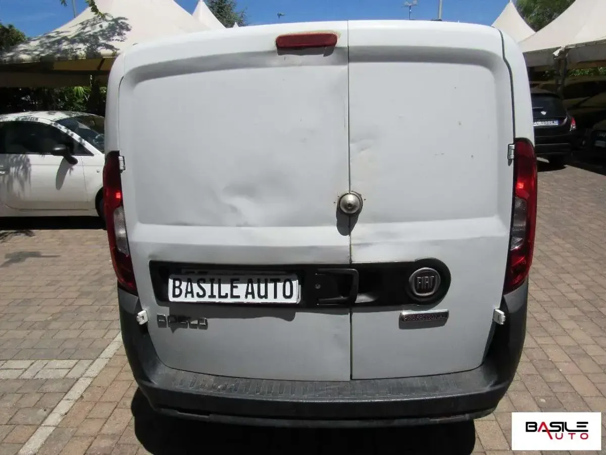 Usata Fiat Doblò Dynamic 90 CV (66 kW) 2016 Bianco Monovolume