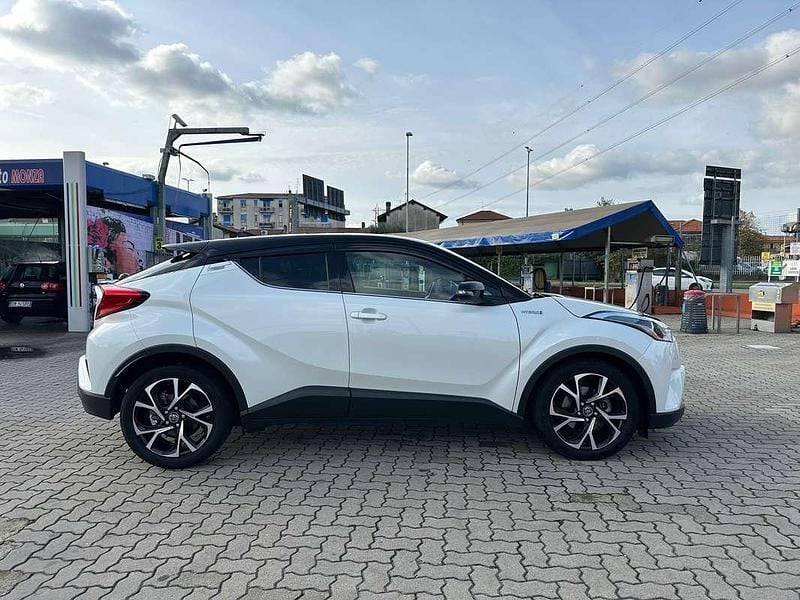 Occasion Toyota C-HR Style 98 ch (72 kW) 2017 Blanc SUV