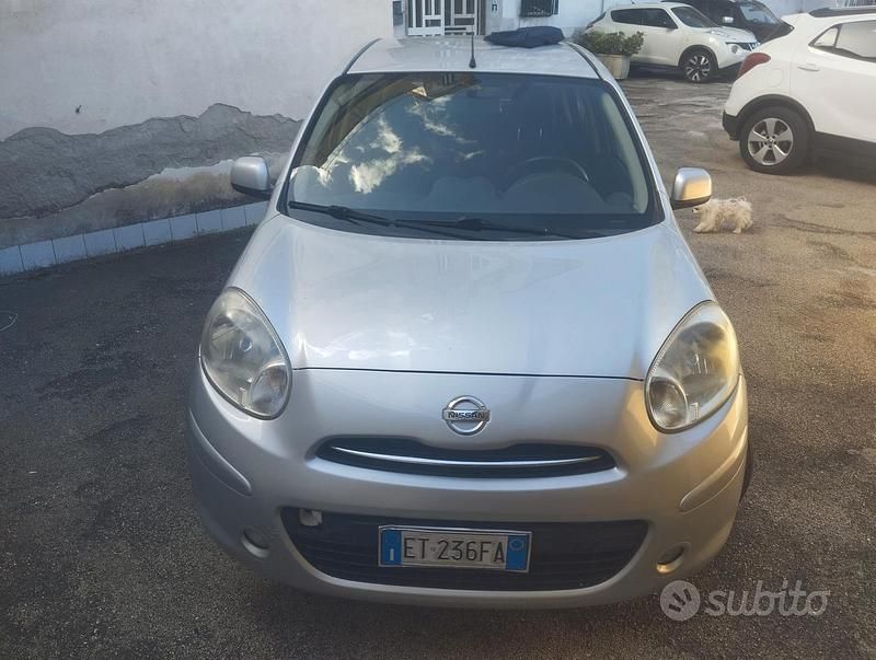 Usata Nissan Micra 80 CV (58 kW) 2013 Grigio Berlina