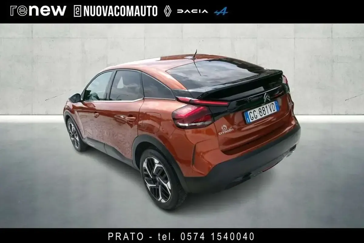 Usata Citroën C4 Shine 110 CV (80 kW) 2022 Arancione Berlina