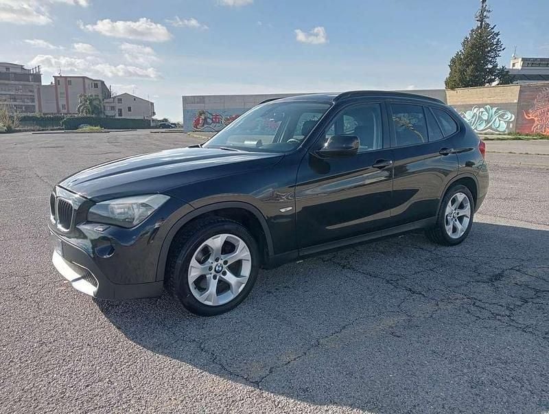 Usata BMW X1 150 CV (110 kW) 2011 Nero SUV