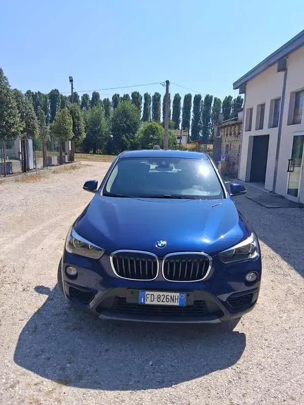 Usata BMW X1 150 CV (110 kW) 2016 Bluazzurro SUV