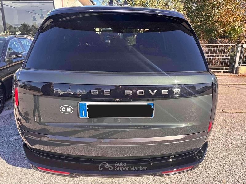 Usata Land Rover Range Rover 249 CV (183 kW) 2023 British racing green SUV