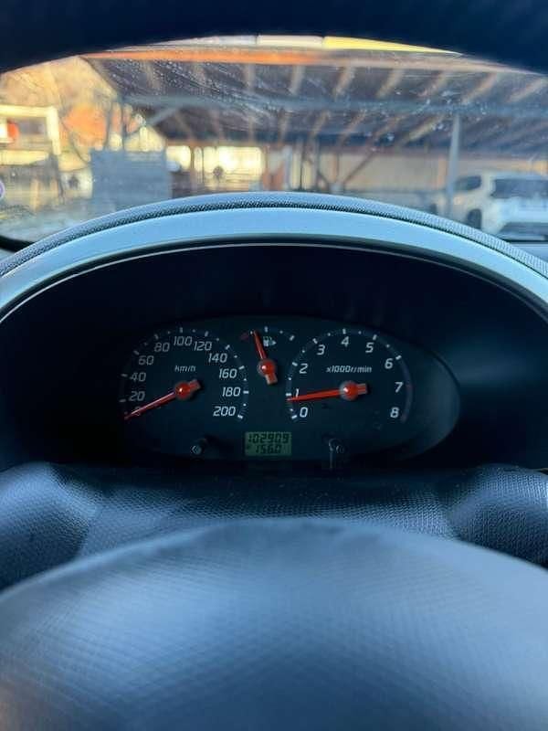 Usata Nissan Micra Visia 80 CV (58 kW) 2004 Berlina