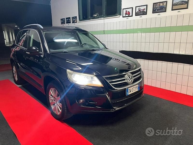 Nero Usata 2009 VW Tiguan Track & Field SUV | 7900 € (Ottimo prezzo) - Immagine 1/4