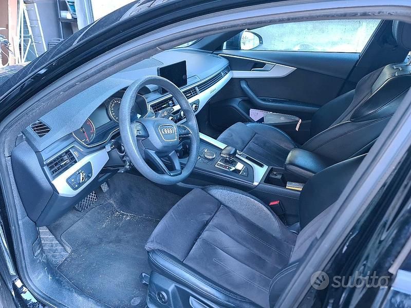 Usata Audi A4 190 CV (139 kW) 2018 Nero Station wagon