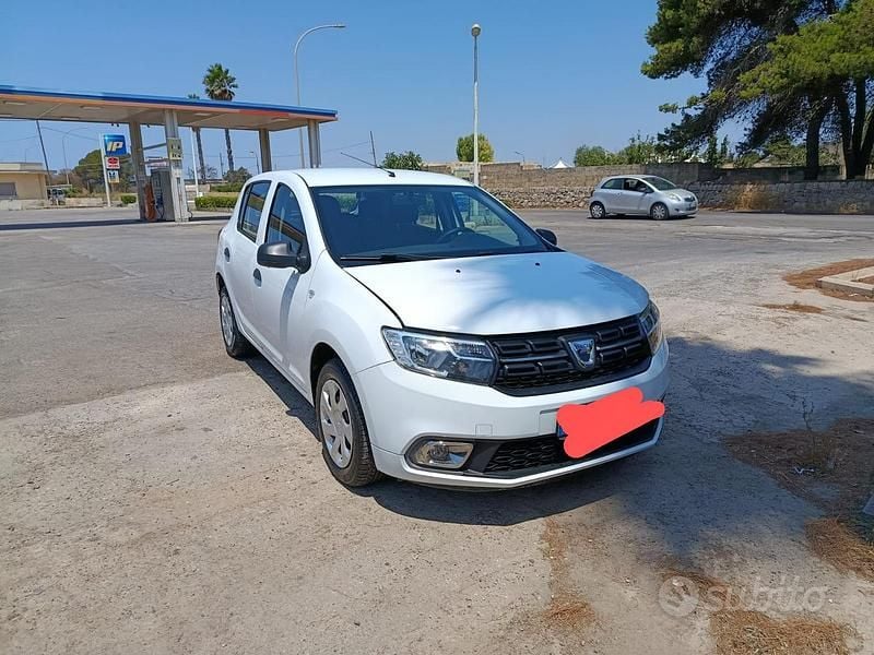 Usata Dacia Sandero 75 CV (55 kW) 2017 Bianco Utilitaria
