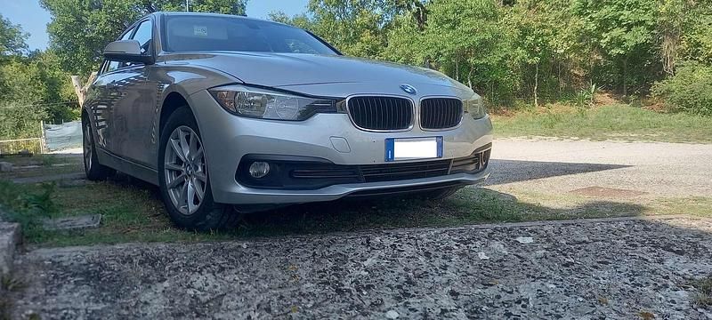 Usata BMW 318 150 CV (110 kW) 2017 Argento Station wagon