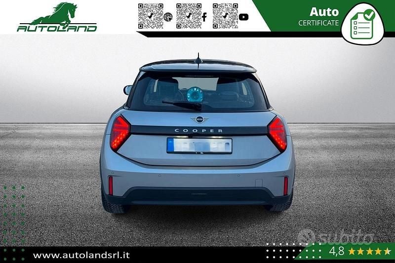 Usata Mini Cooper Classic 156 CV (114 kW) 2024 Grigio Utilitaria