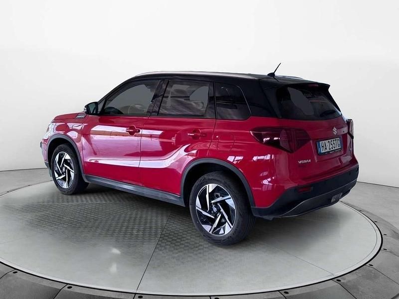 Usata Suzuki Vitara 110 CV (80 kW) 2025 Rosso SUV