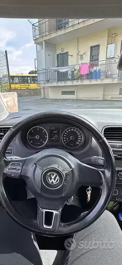 Usata VW Polo Comfortline 90 CV (66 kW) 2010 Grigio Utilitaria