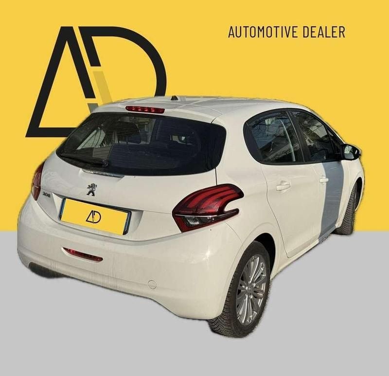 Usata Peugeot 208 Active 75 CV (55 kW) 2017 Other Utilitaria