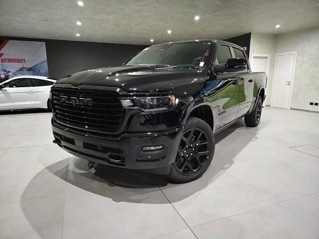 Usata Dodge Ram 424 CV (311 kW) 2024 Nero