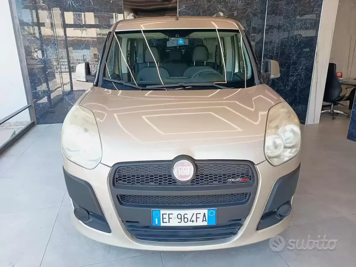 Usata Fiat Doblò Dynamic 105 CV (77 kW) 2010 Monovolume