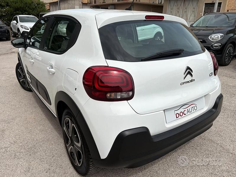 Usata Citroën C3 Feel 83 CV (61 kW) 2022 Bianco Utilitaria