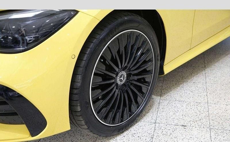 Usata Mercedes CLE300 Advanced Plus 204 CV (150 kW) 2025 Giallo Coupé