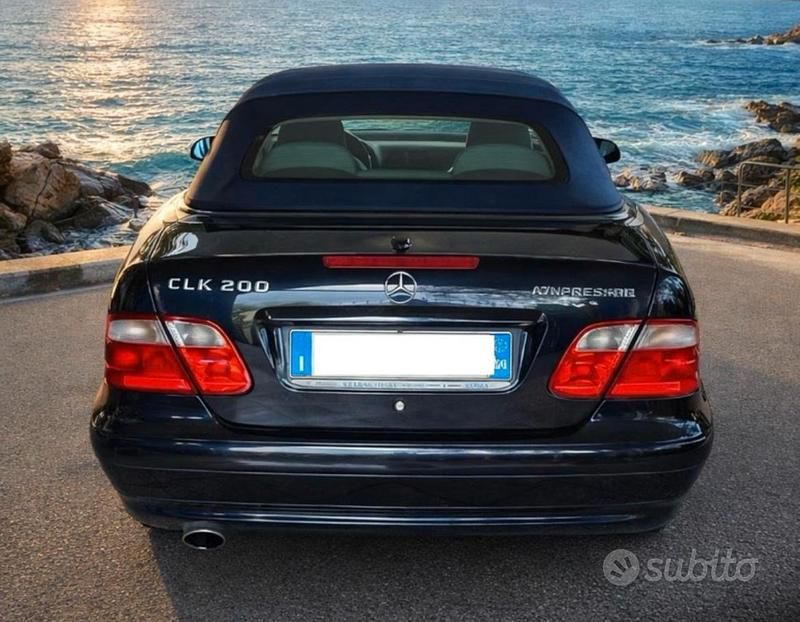 Usata Mercedes CLK200 2002 Blu Cabrio