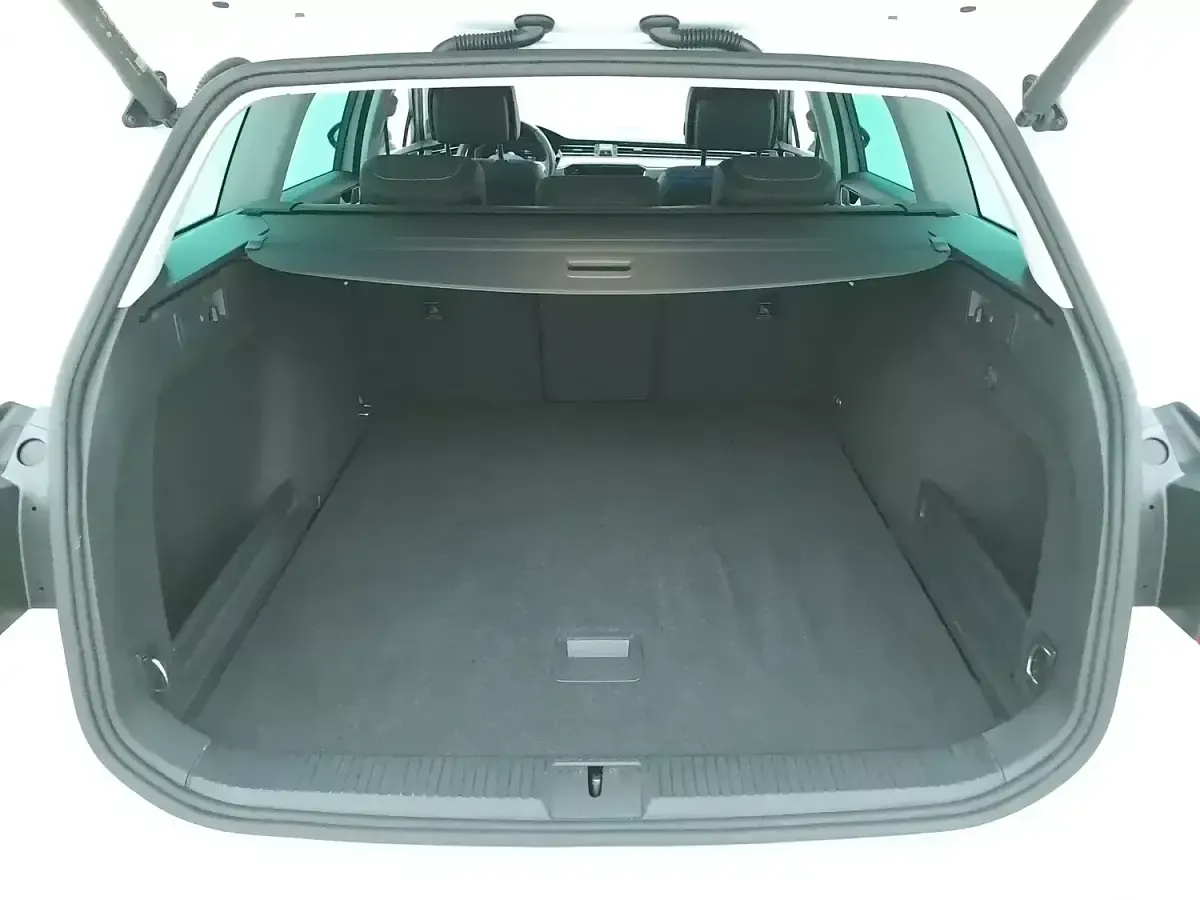 Usata VW Passat Alltrack 200 CV (147 kW) 2023 Biancobianco Station wagon