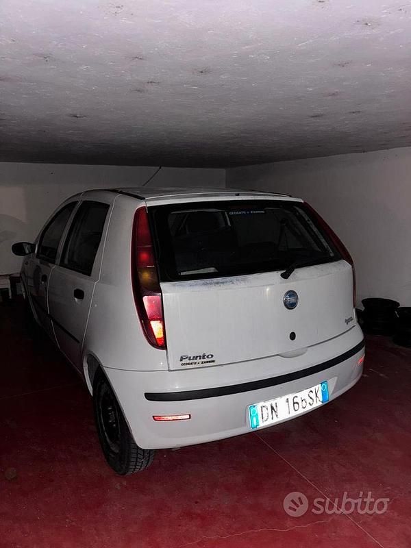 Usata Fiat Punto 2008 Bianco Berlina