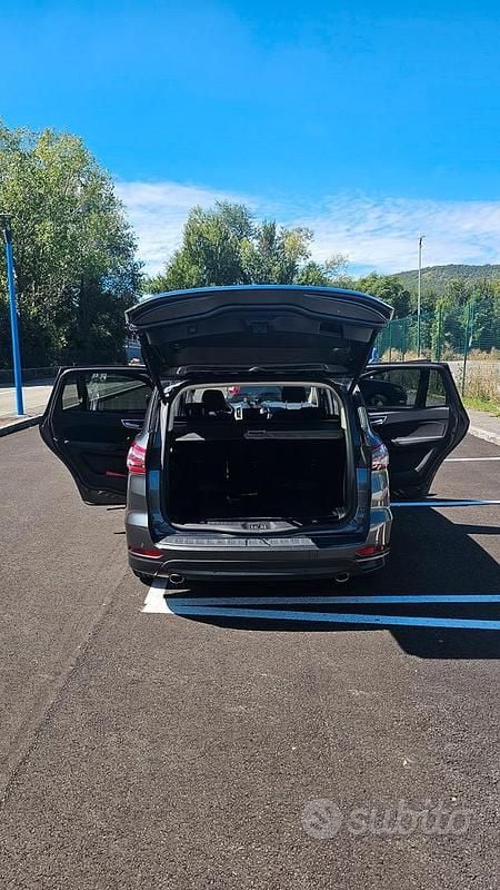 Usata Ford S-MAX S 150 CV (110 kW) 2020 Grigio Monovolume
