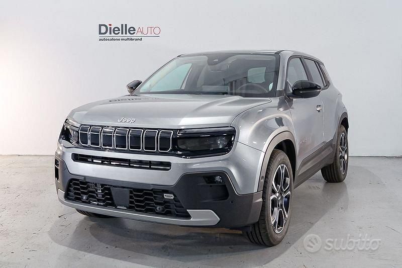 Grigio Usata 2024 Jeep Avenger Summit SUV | 23.300 € (Buon prezzo) - Immagine 1/4