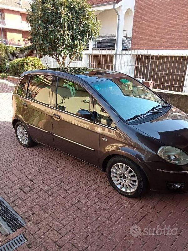 Usata Lancia Musa 2007 Marrone Monovolume