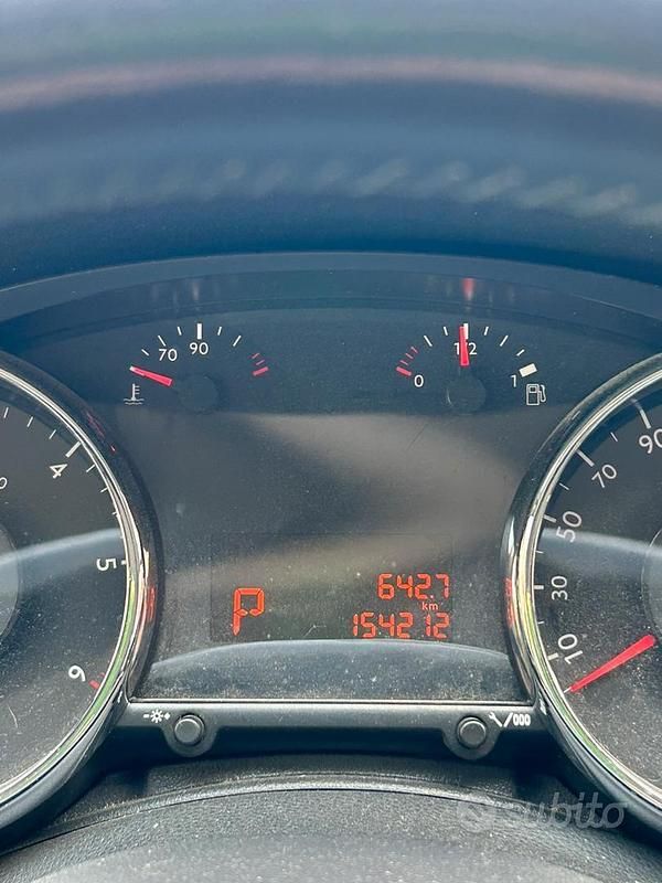 Usata Peugeot 3008 163 CV (119 kW) 2011 Bianco Station wagon